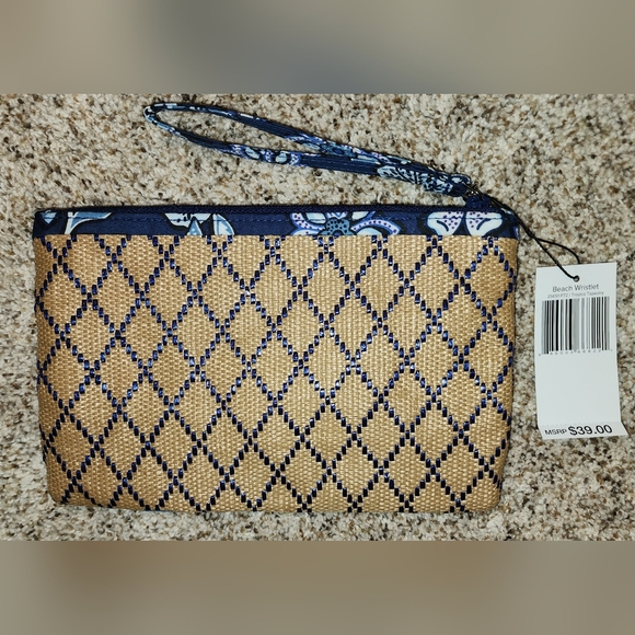 NWT Vera Bradley Beach Wristlet Tropics Tapestry - Picture 2 of 5